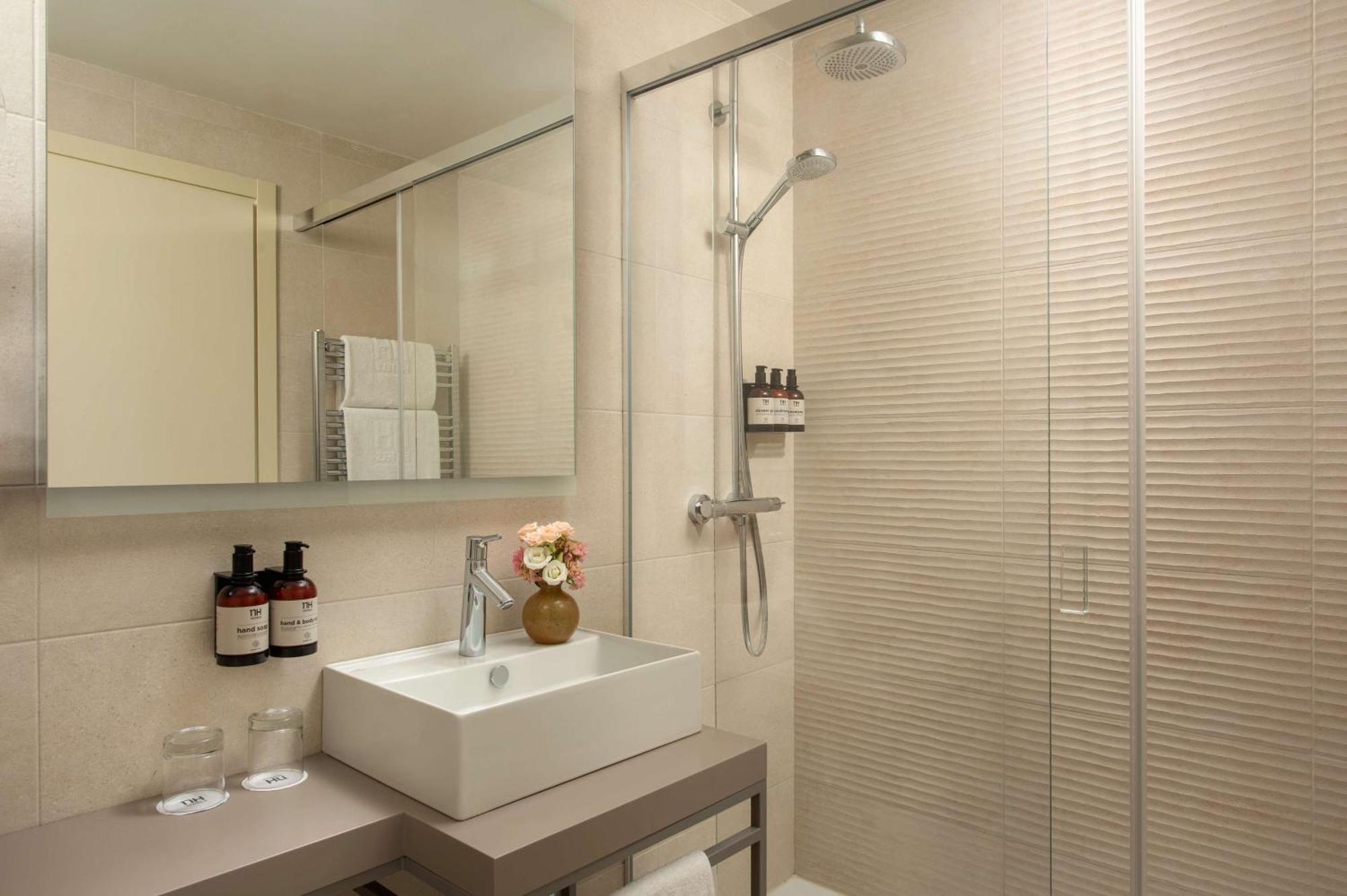 Hotel Nh 4*