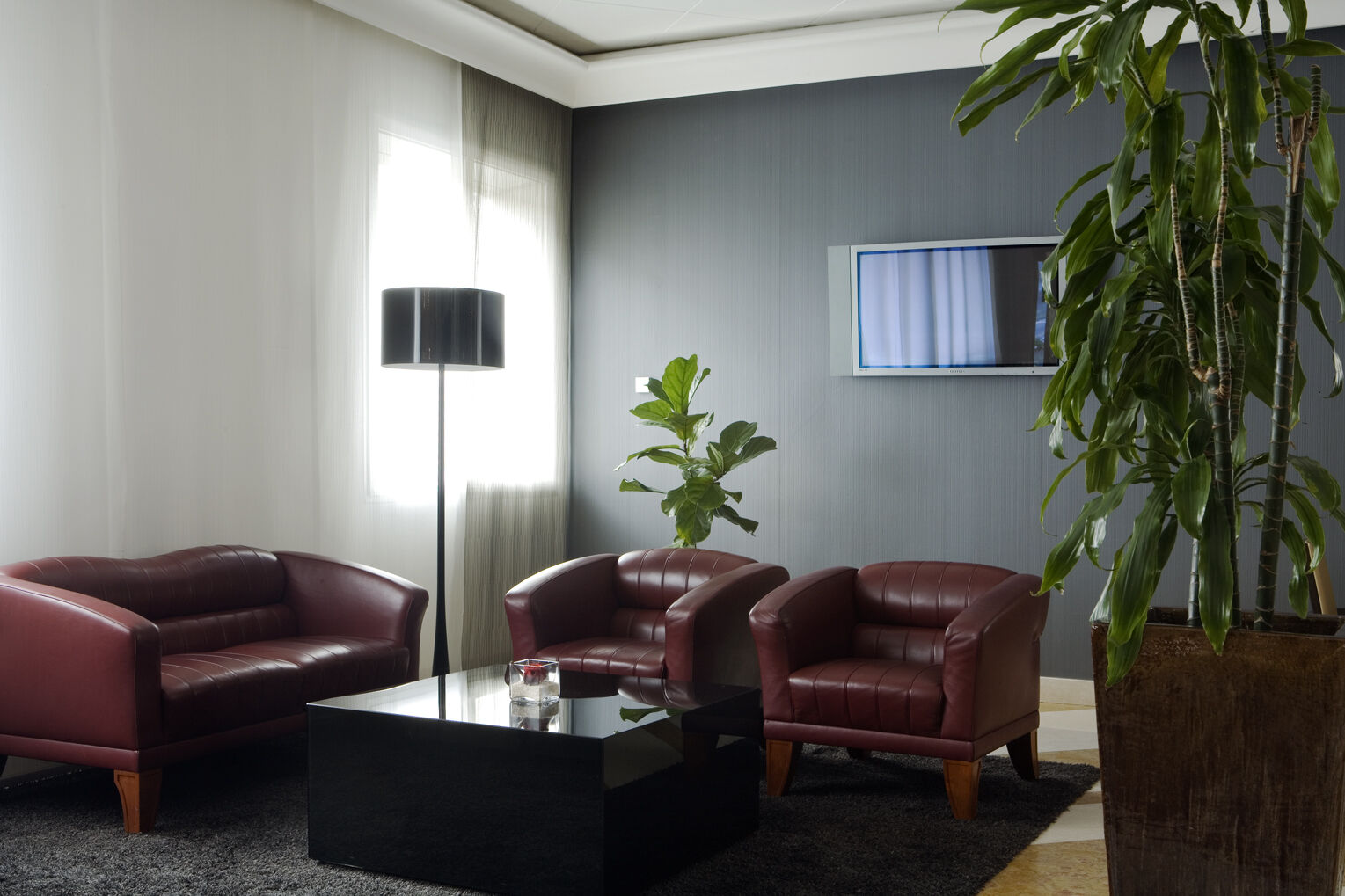 Hotel Nh 4*